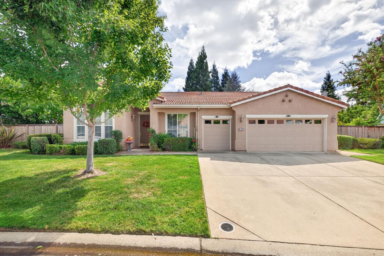 Property Photo:  4209 Silver Spur Court  CA 95765 