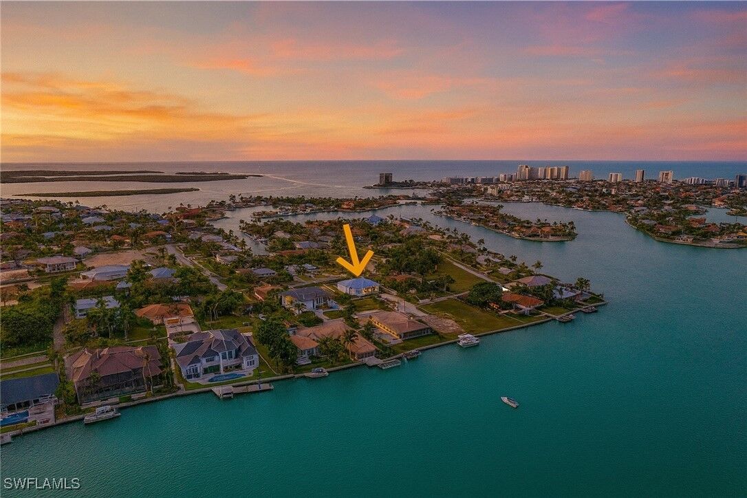 Property Photo: 1631 N Copeland Drive FL 34145