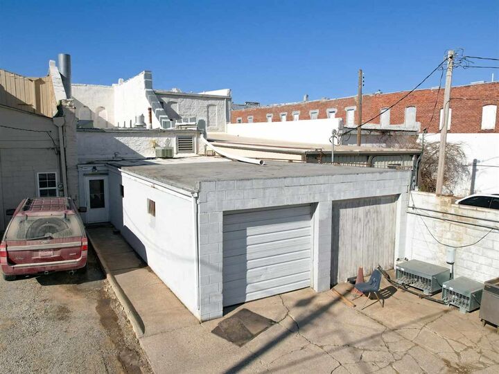 Property Photo:  126 S Main  OK 74647 