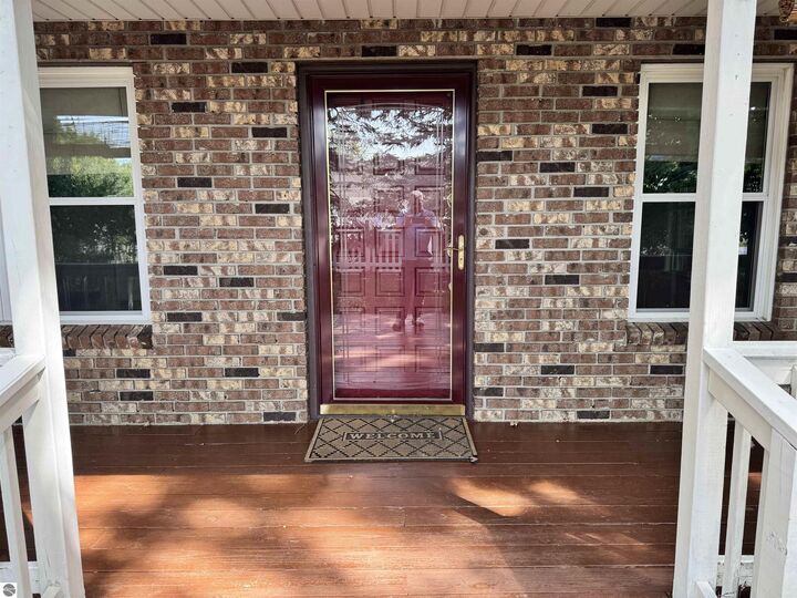 Property Photo:  4131 E Rosebush Road  MI 48878 