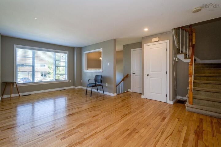 Property Photo:  7 Collingwood Court  NS B2W 0G4 