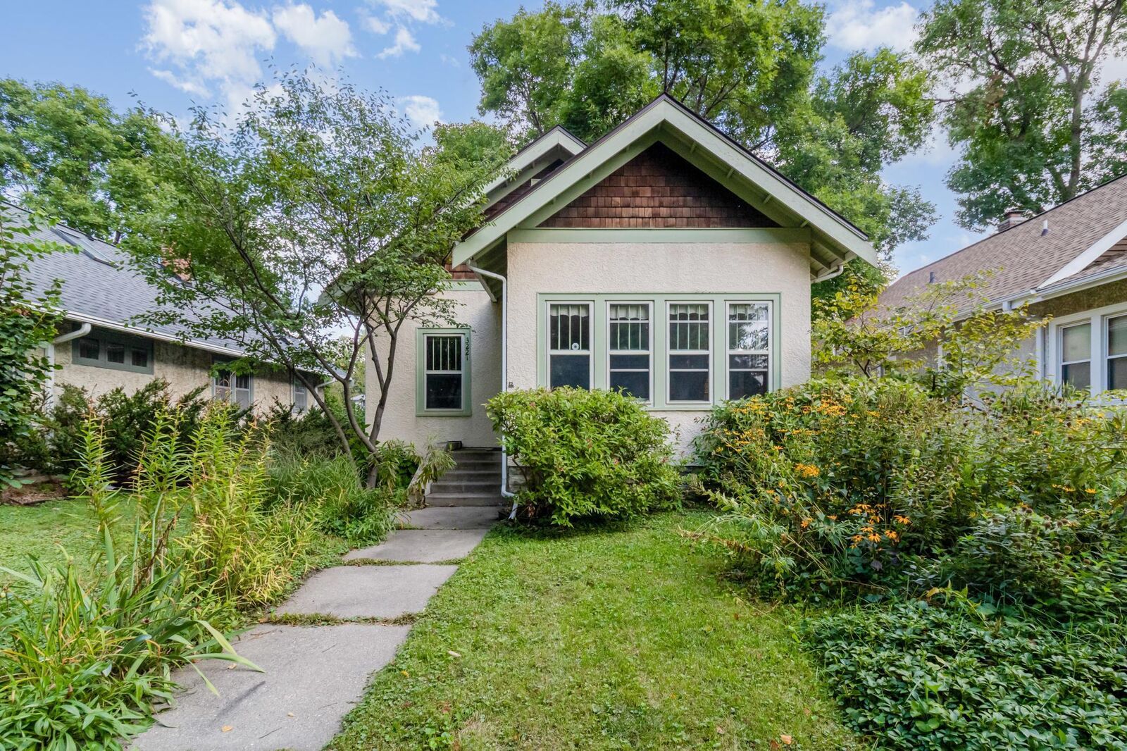 Property Photo: 3221 32nd Avenue S MN 55406