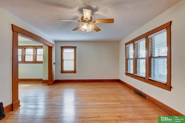Property Photo: 2819 S 32nd Street NE 68105