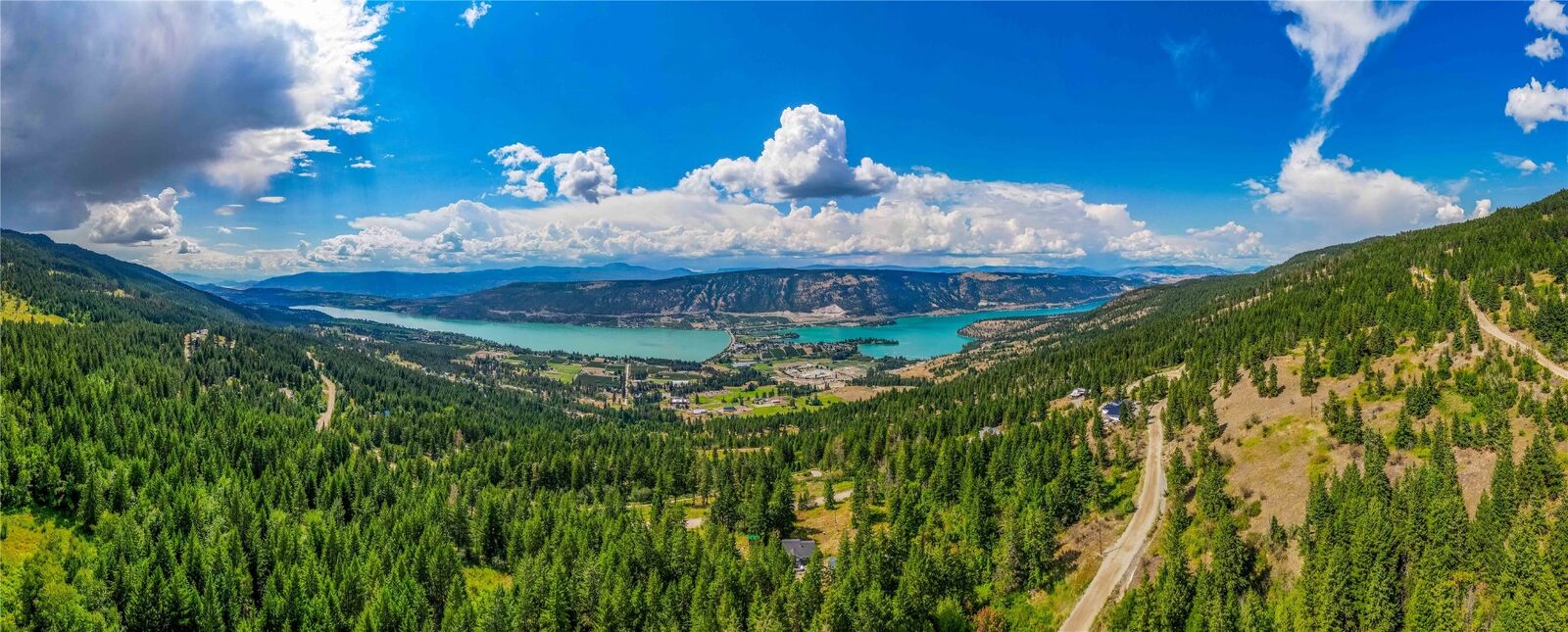 Photo de la propriété:  6051 Oyama Lake Road  BC V4V 2C9 