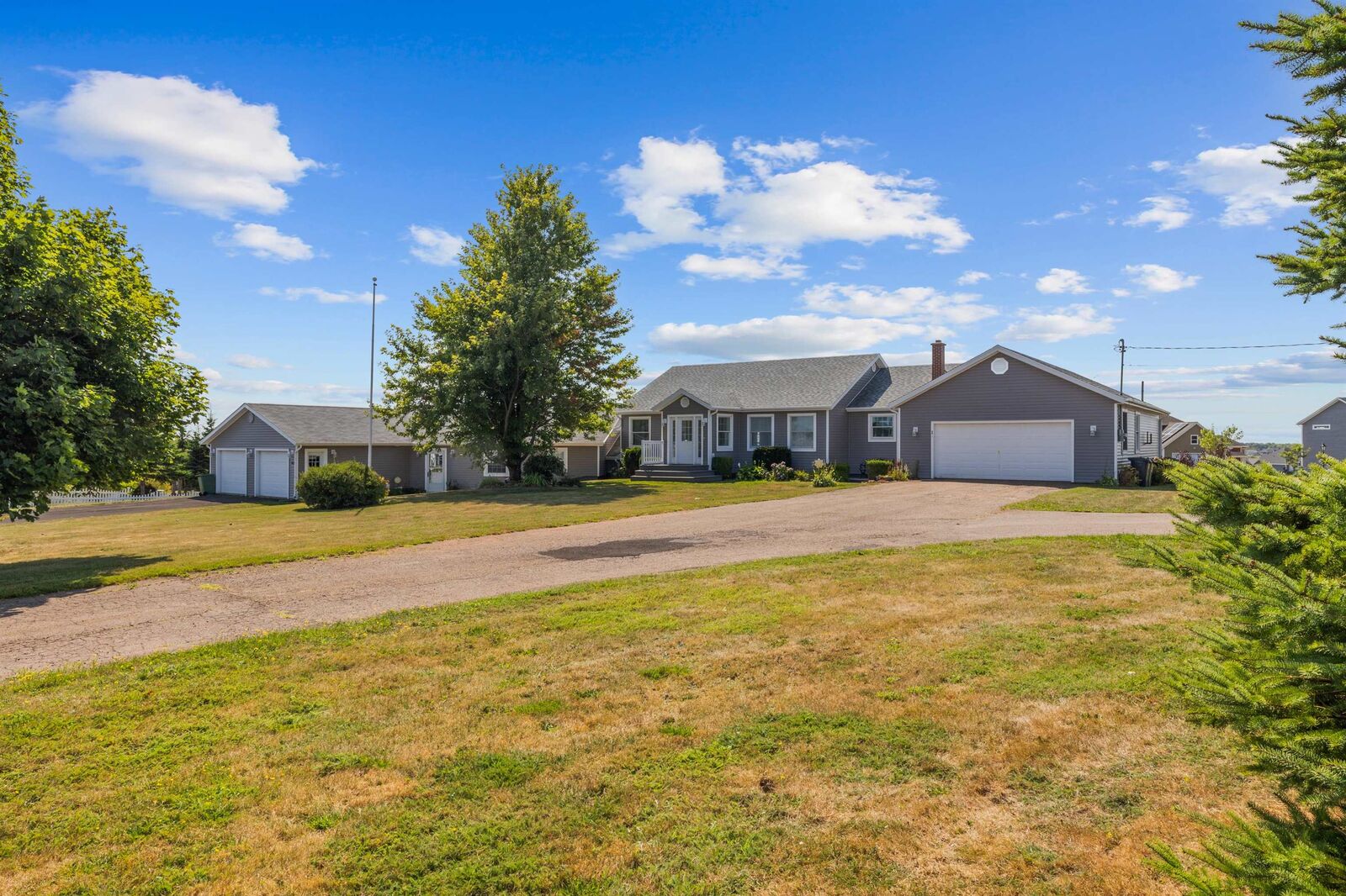 Property Photo:  1 Edie'S Way  PE C1B 0J7 