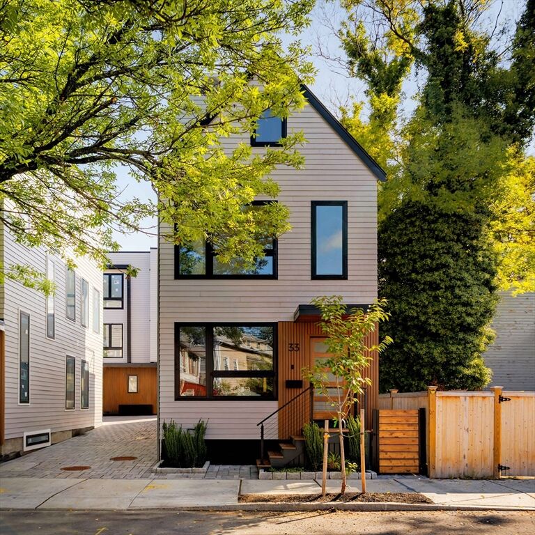 Property Photo:  33 Webster Avenue 33  MA 02141 