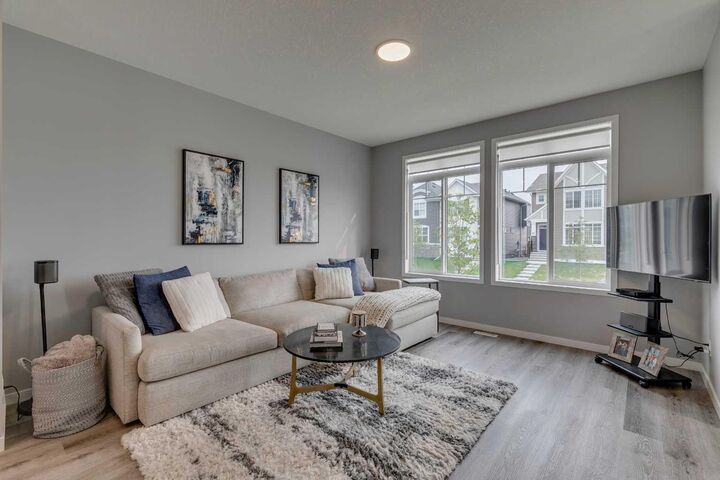 Property Photo:  63 Wolf Gate  AB T1S 5T9 