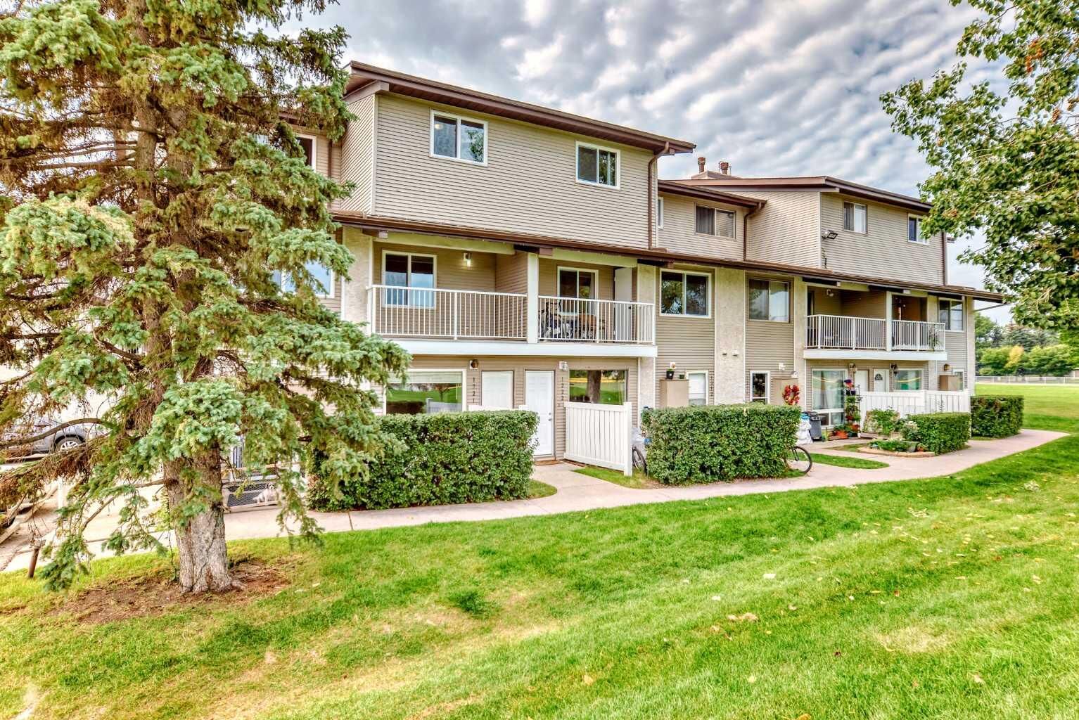 Property Photo:  200 Brookpark Drive SW 1221  AB T2W 3E5 