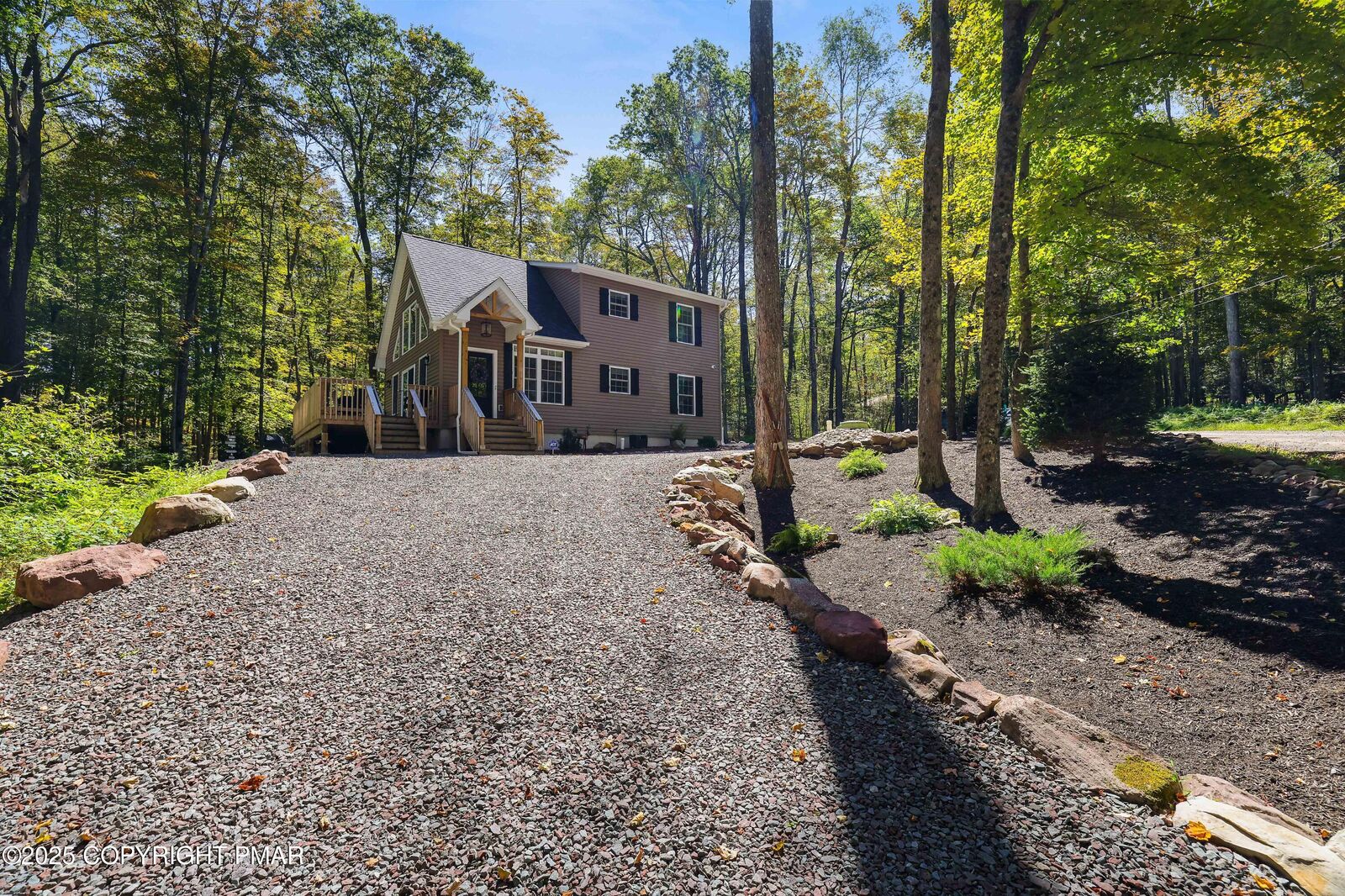 Property Photo:  113 Comanche Trail  PA 18347 