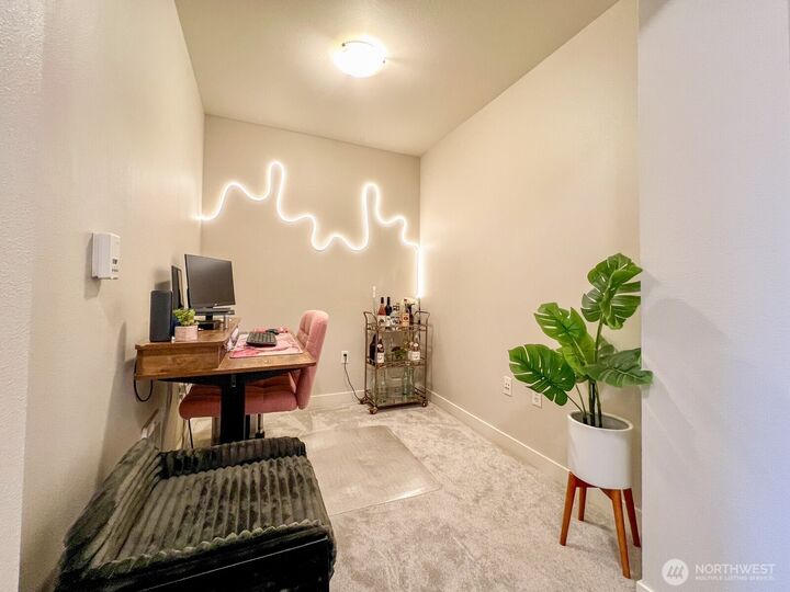 Property Photo:  1545 NW 57th Street 501  WA 98107 