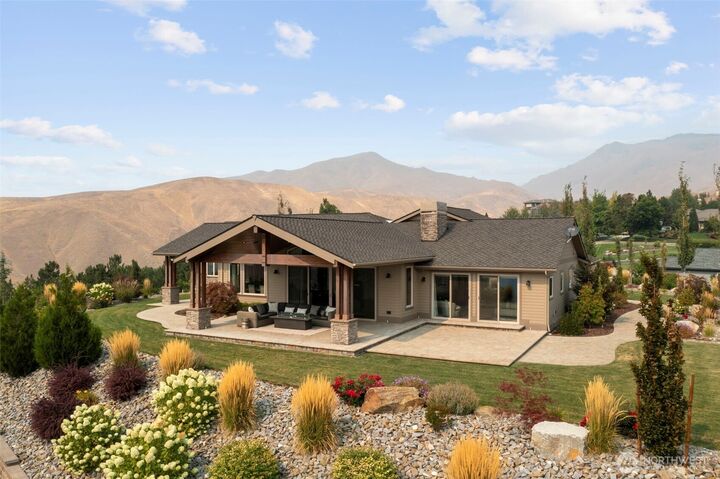 Property Photo:  4095 W Eaglerock Drive  WA 98801