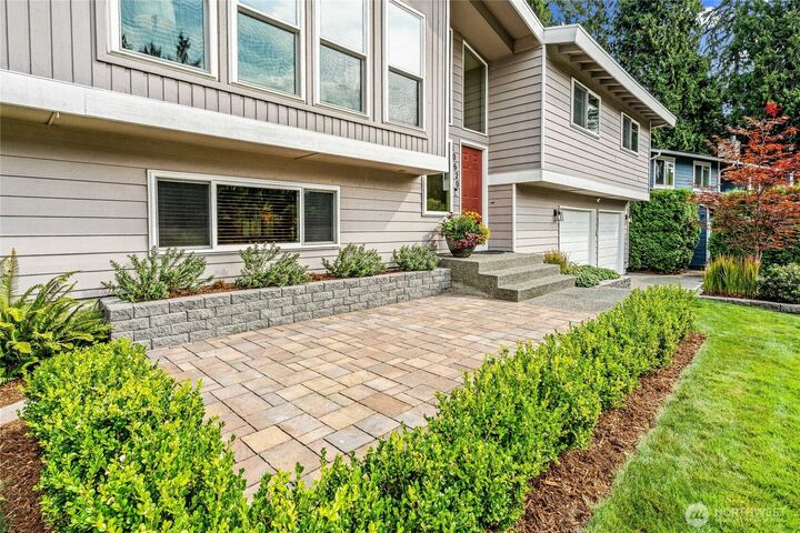 Property Photo:  10620 NE 146th St  WA 98011 