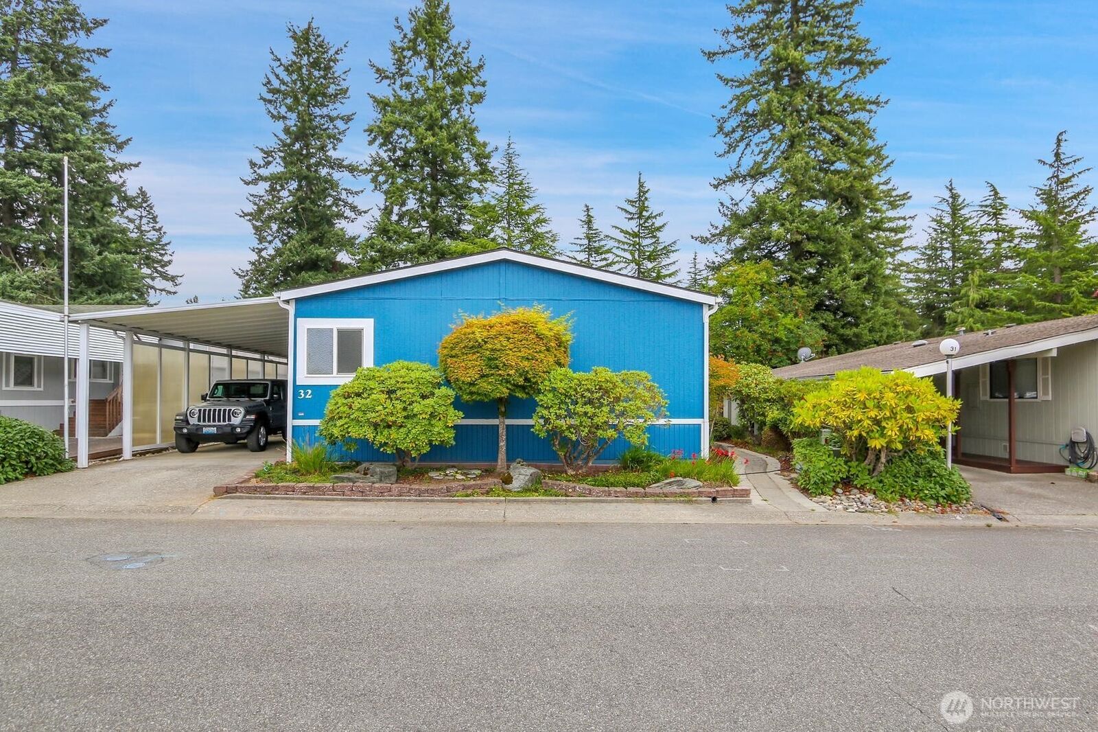 Property Photo:  1427  100th Street SW 32  WA 98204 