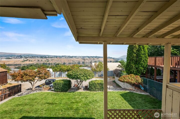 Property Photo:  1757  Marker Street  WA 98801 