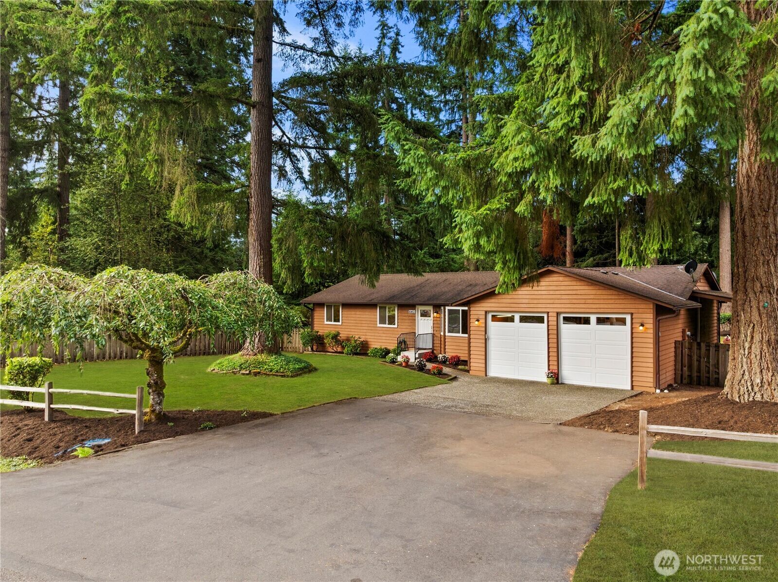 Property Photo: 22012 Villa Drive WA 98296
