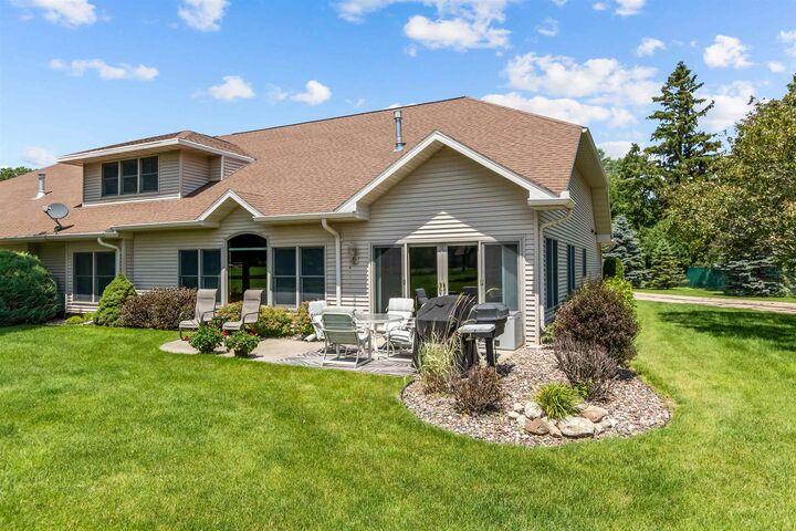 Property Photo:  945 Brighton Drive  WI 54952 