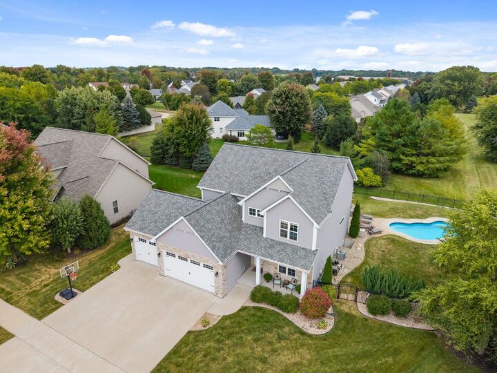 Property Photo:  5212 N Rosemary Drive  WI 54913 