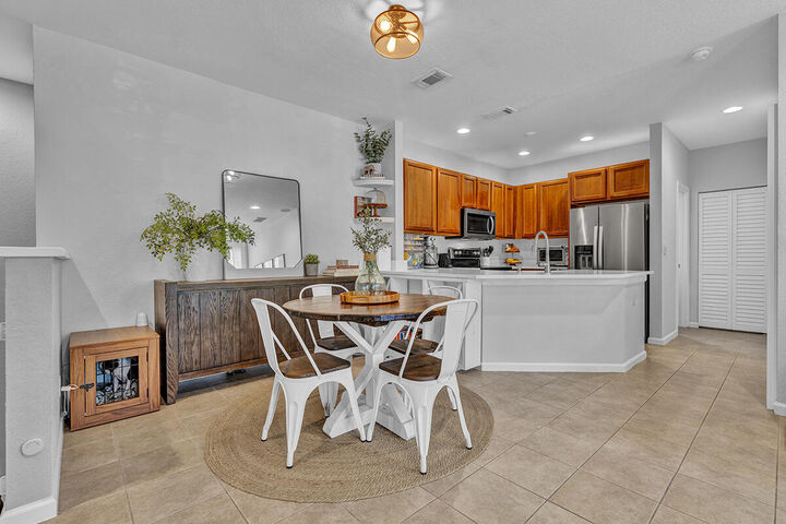 Property Photo:  1428 W Wickham Circle A  FL 33445 