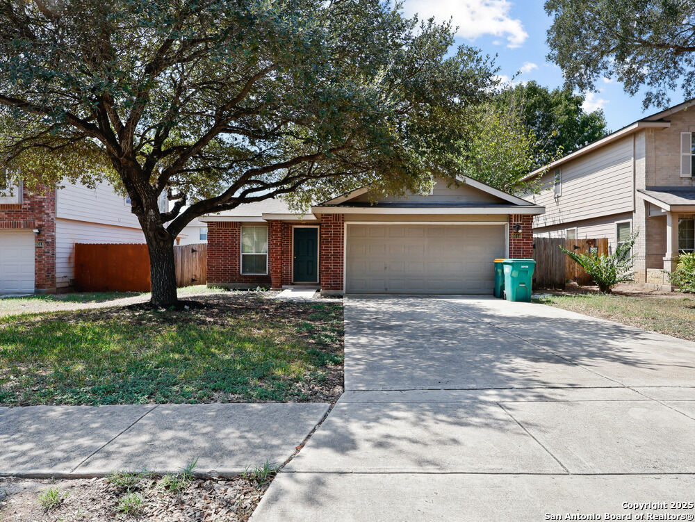 Property Photo: 9014 Spiral Woods TX 78148