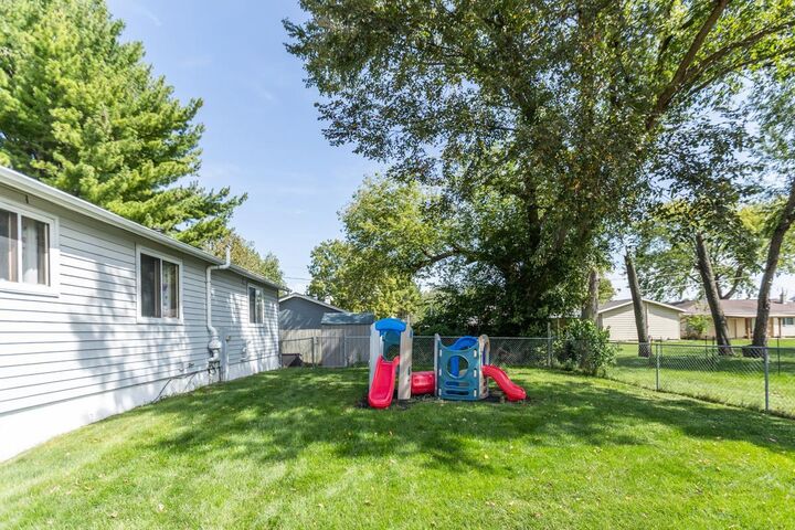 Property Photo: 956 Newman Street WI 53545