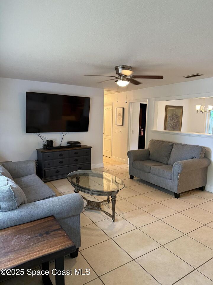Property Photo:  257 Marion Street  FL 32937 