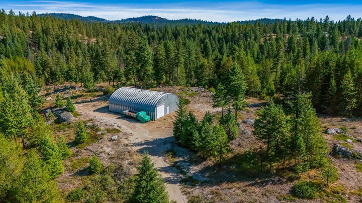 Property Photo: 1770 Highway 211 Hwy WA 99156