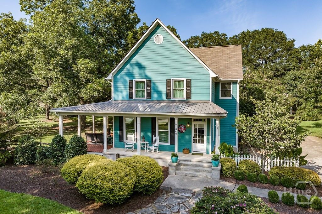 Property Photo:  380 N Main Street  GA 30683 