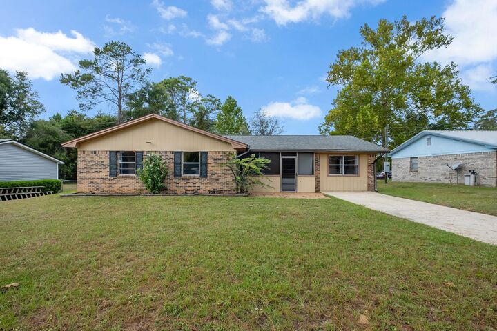Property Photo: 1428 Westheaven Drive FL 32310