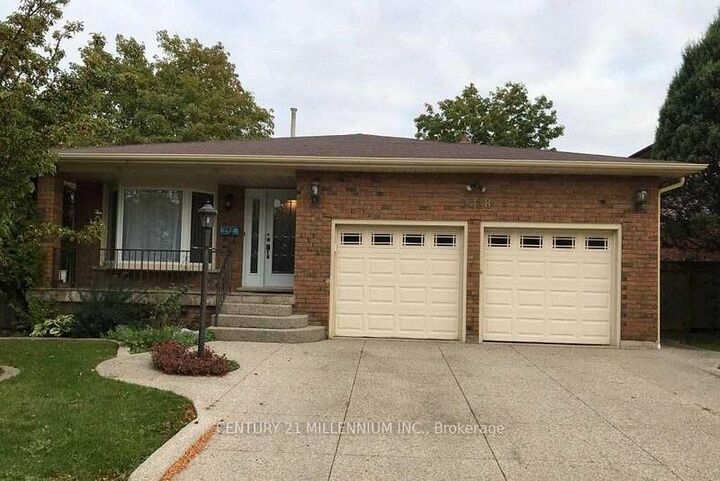 3328 Jordan Avenue  Burlington ON L7M 3R2 photo
