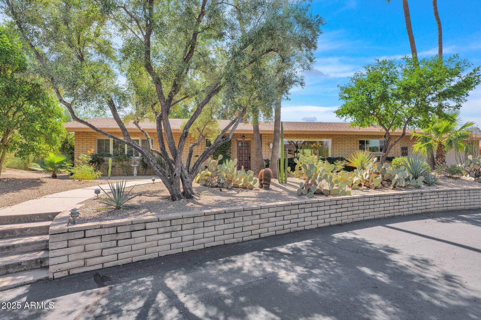Property Photo:  7835 E Carefree Estates Circle  AZ 85377 