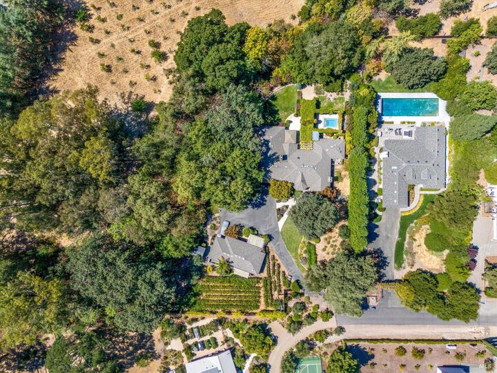 Property Photo:  1549 E Napa Street  CA 95476 