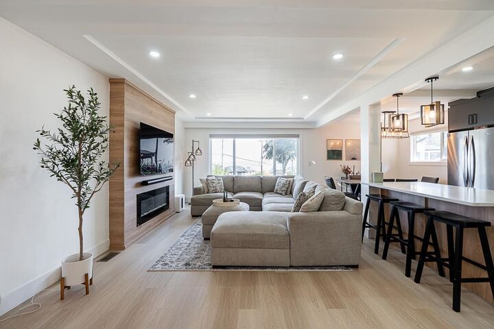 Property Photo:  343 Churchill Avenue  BC V3L 4P5 