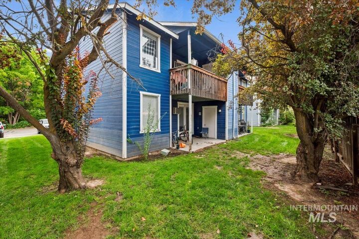 Property Photo:  33 S Mike St  ID 83706 