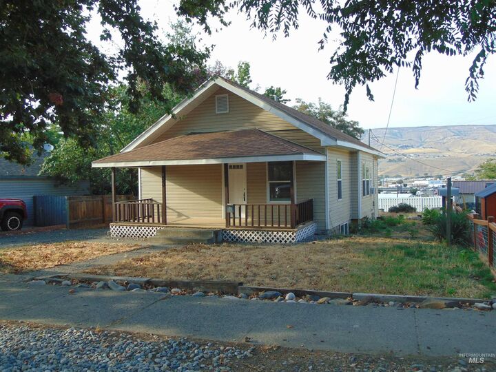 1825 7th Ave  Lewiston ID 83501 photo