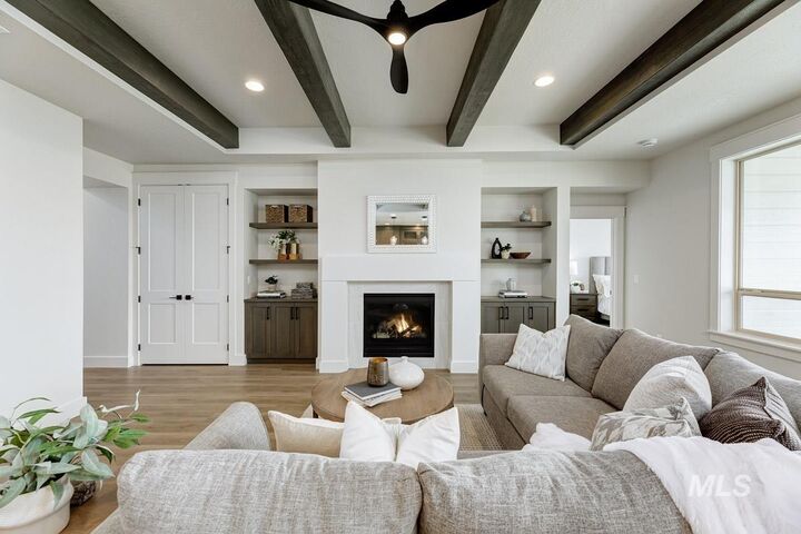 Property Photo: 7012 S Palatino Ave. ID 83642