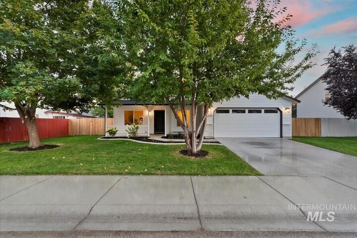 Property Photo:  4659 W Blue Creek Ct.  ID 83642 