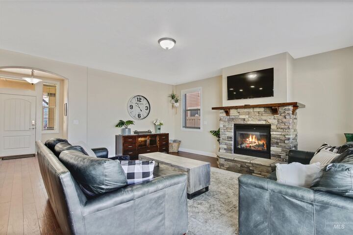 Property Photo:  4631 N Adale Ave  ID 83646 