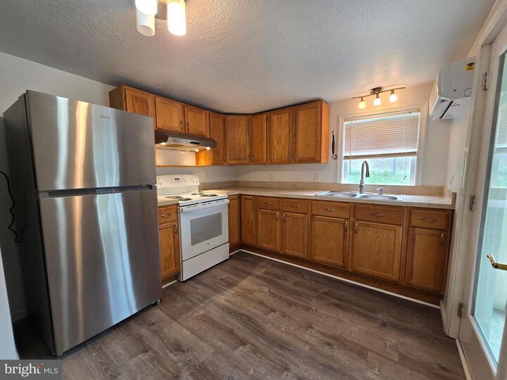 Property Photo: 240 Ewing Street WV 25411