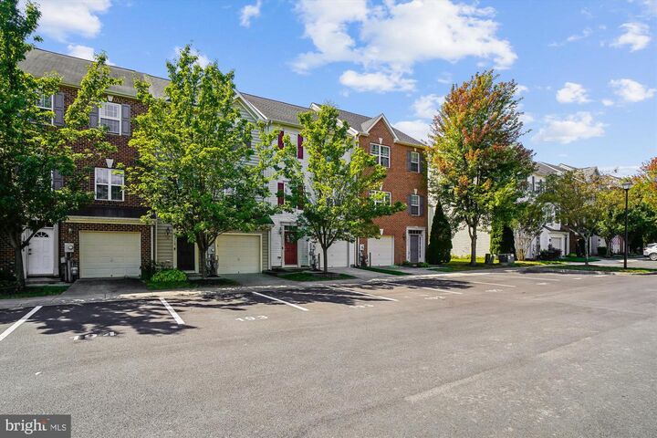 Property Photo:  1718 Trestle Street  MD 21771 