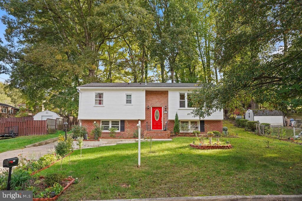 Property Photo:  5413 Trent Street  MD 20735