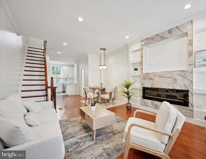 2124 Pierce Street  Philadelphia PA 19145 photo
