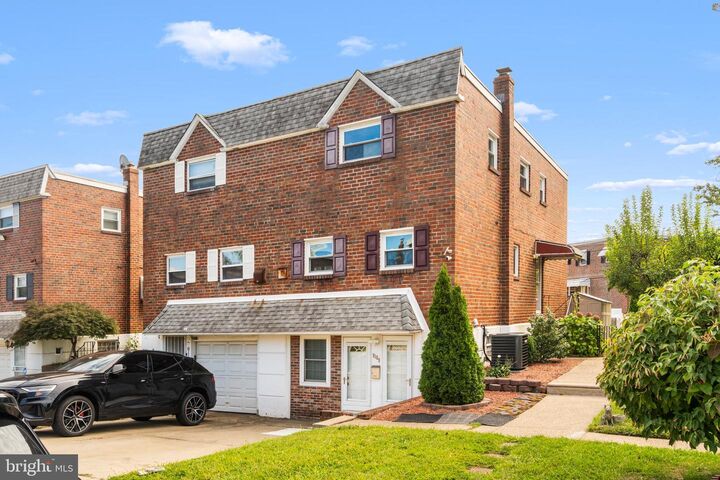 9109 Revere Street  Philadelphia PA 19152 photo