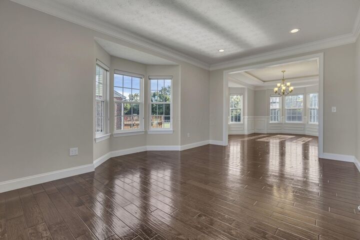 Property Photo: 10500 Wallingsford Circle OH 45458