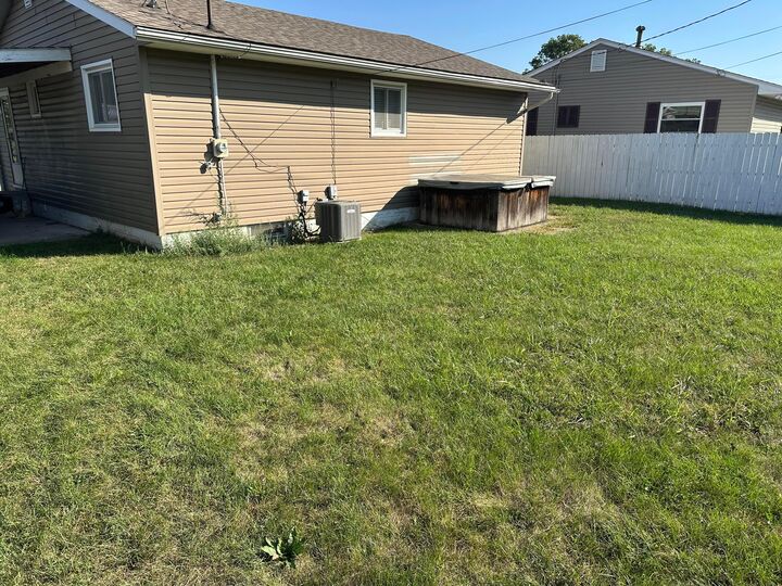 Property Photo: 555 Kirkwood Drive OH 43162