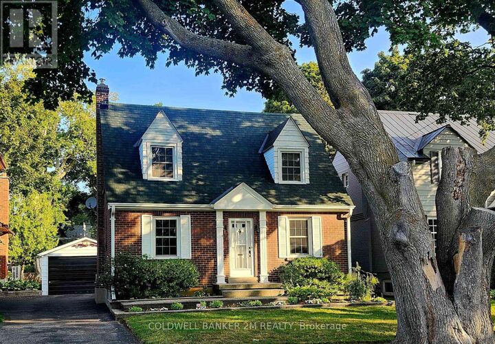 114 Lauder Road  Oshawa (O'Neill) ON L1G 2H6 photo