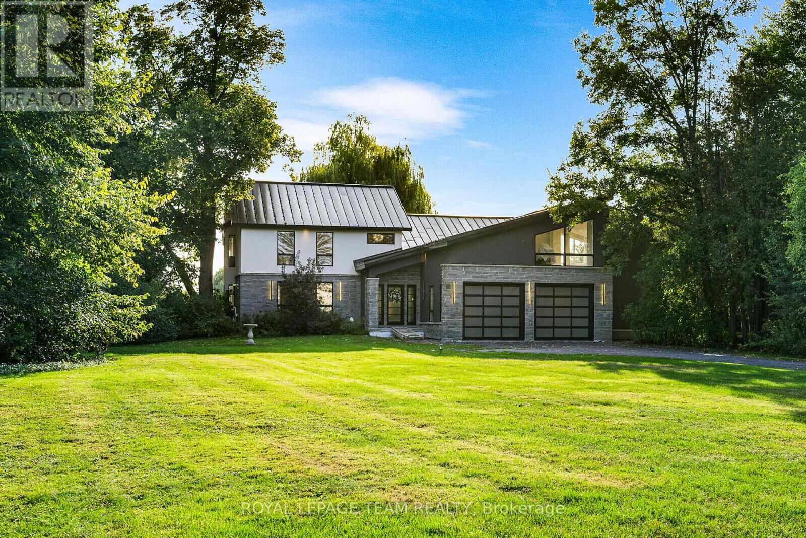 Property Photo:  2318 Summerside Drive  ON K4M 1B4 