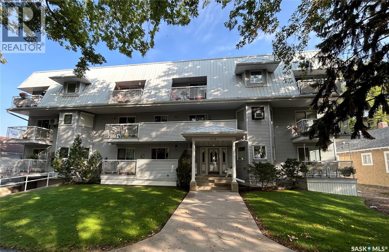 Property Photo:  202 419 Main Street  SK S7N 0B9 