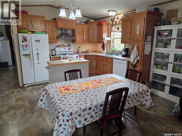 Property Photo: 102 Herbert Street SK S0H 1Y0
