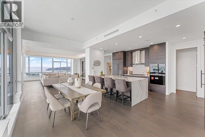 Property Photo:  1181 Sunset Drive 2801  BC V1Y 0J4 