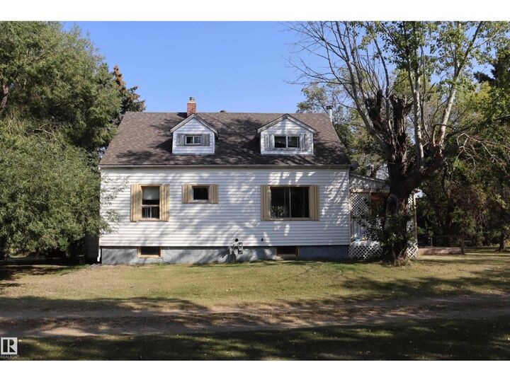 Property Photo: 243066 Twp. Rd. 464 AB T9A 2G3